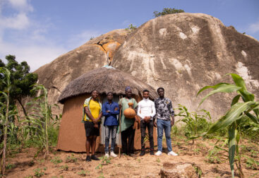 Free Knowledge Africa team members with a native at Pilgani